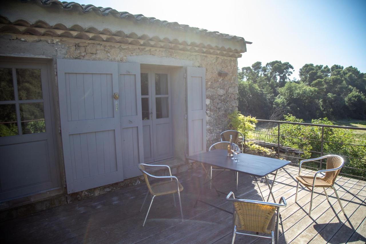 Вілла Domaine Les Perpetus La Tour-d'Aigues Екстер'єр фото