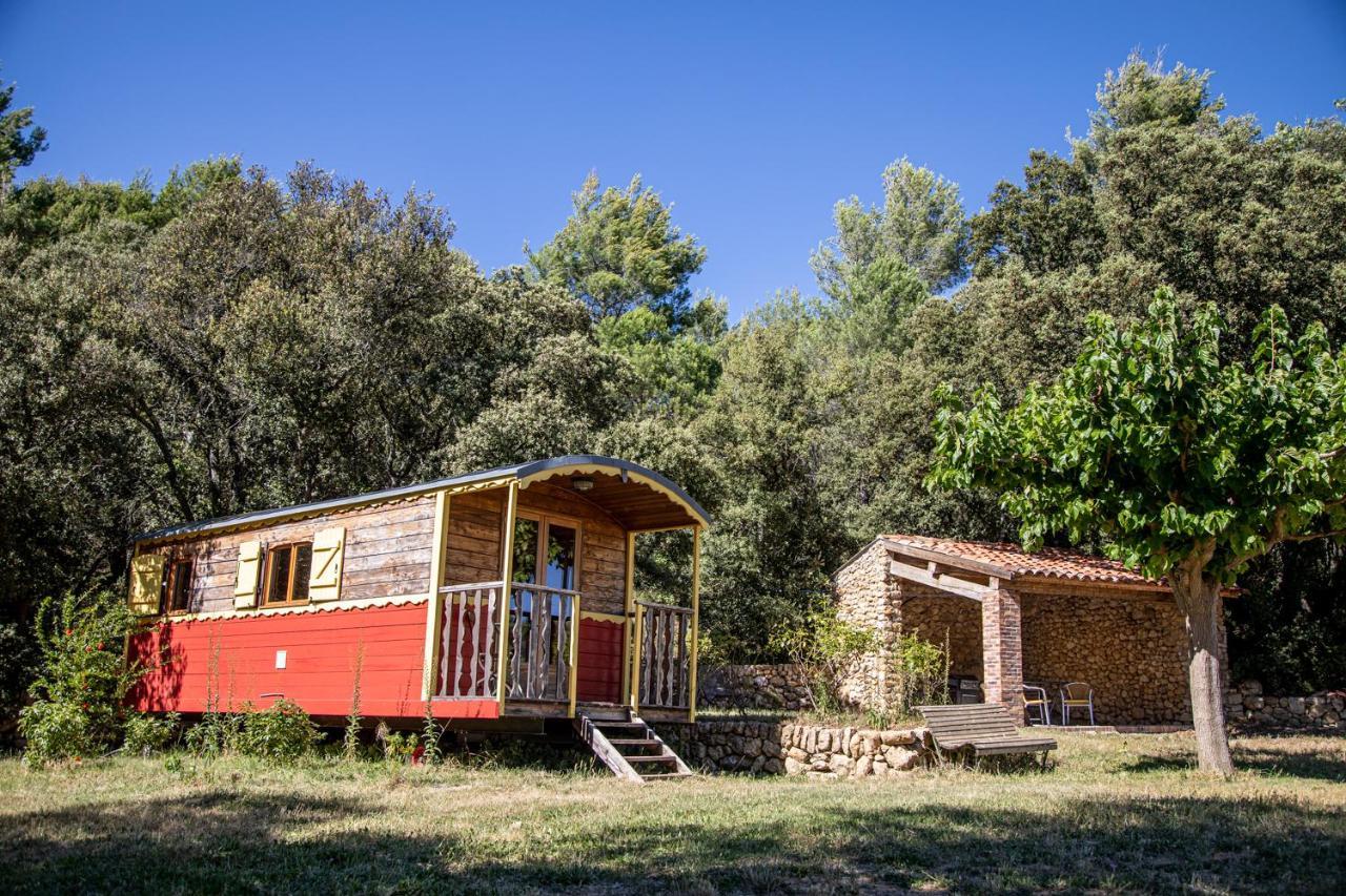 Вілла Domaine Les Perpetus La Tour-d'Aigues Екстер'єр фото